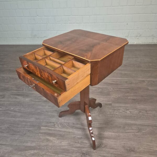 Nähtisch Biedermeier 1830 Mahagoni – Bild 9