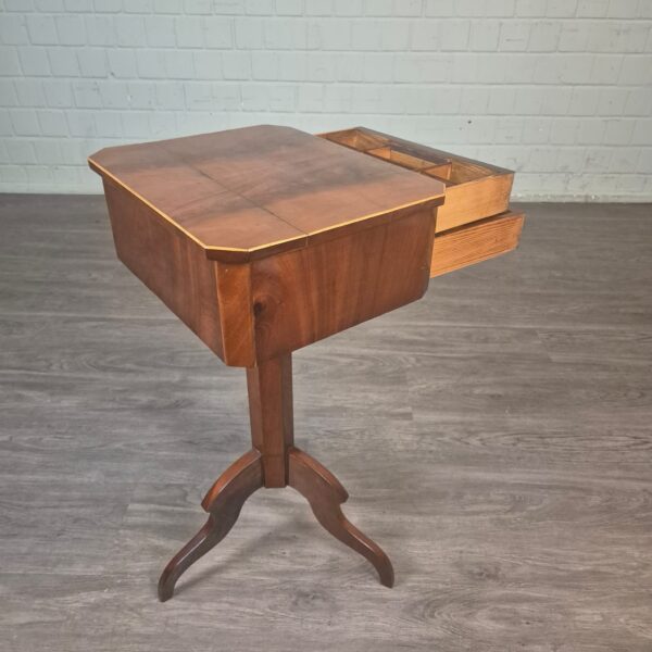 Nähtisch Biedermeier 1830 Mahagoni – Bild 12