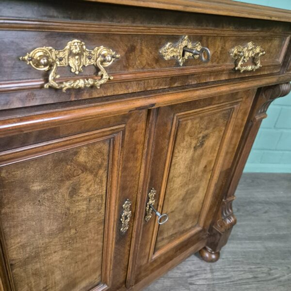 Anrichte Halbschrank Gründerzeit 1880 Nussbaum – Bild 5