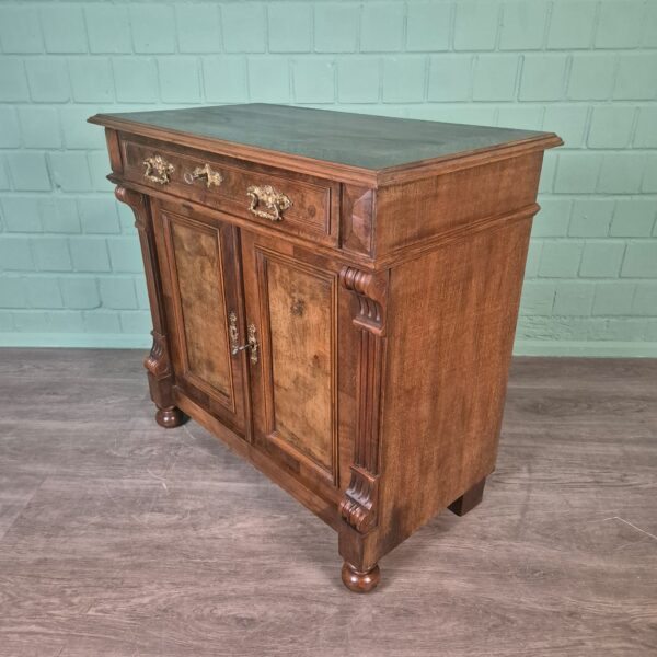 Anrichte Halbschrank Gründerzeit 1880 Nussbaum – Bild 3