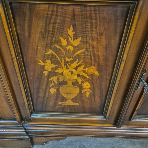 Vitrine Schrank Neubarock Nussbaum 1,85 m – Bild 9
