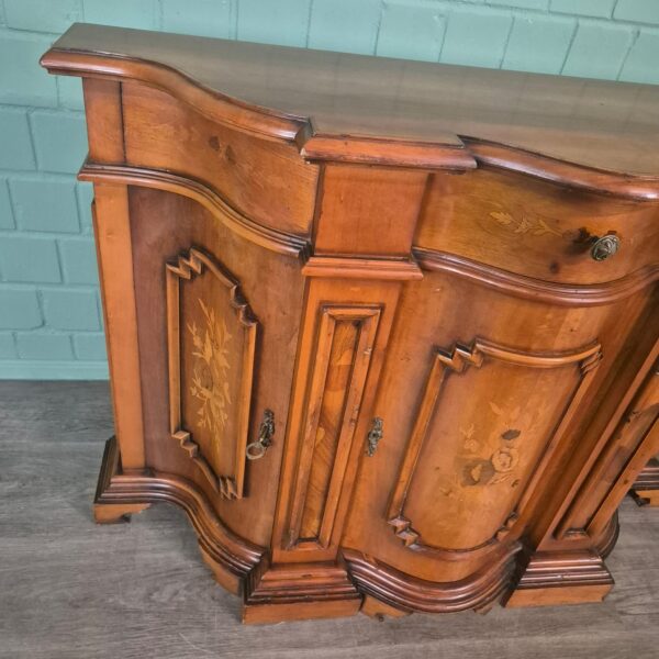 Anrichte Sideboard Neubarock Nussbaum 1,24 m – Bild 6