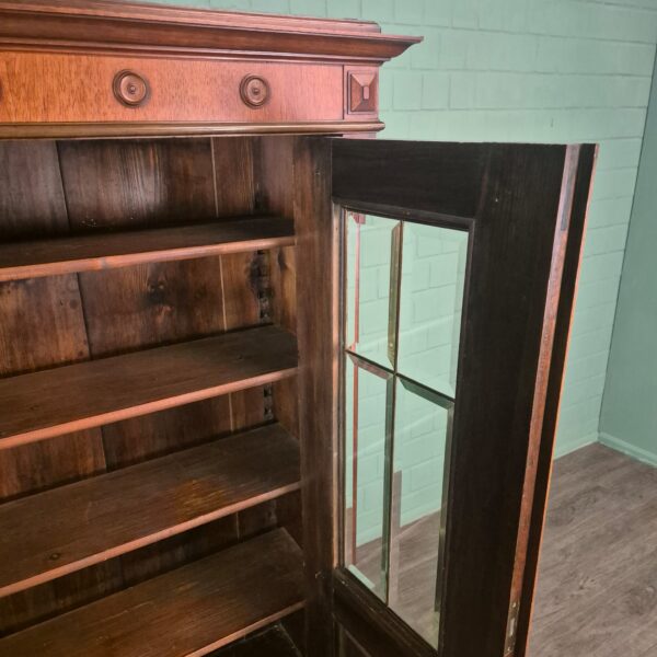 Vitrine Geschirrschrank Jugendstil 1900 Nussbaum – Bild 13