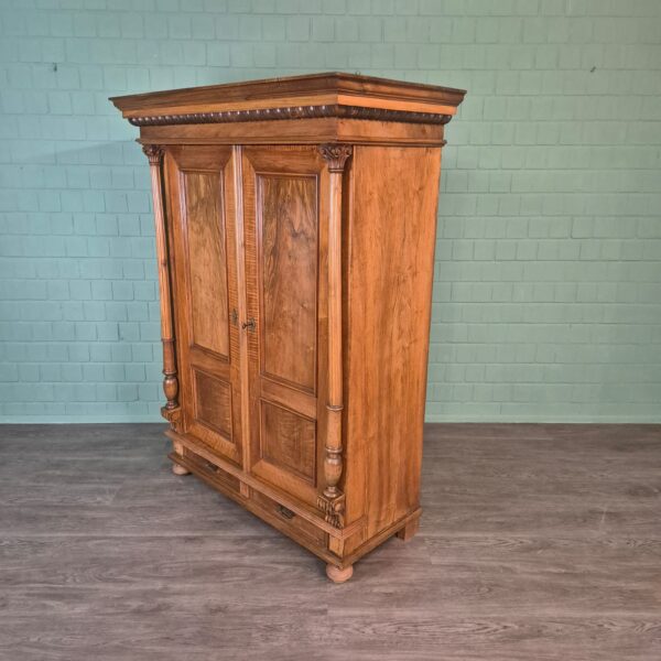 Kleiderschrank Schrank Gründerzeit 1880 Nussbaum – Bild 3