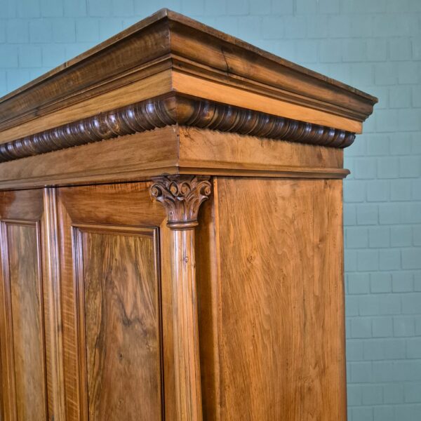 Kleiderschrank Schrank Gründerzeit 1880 Nussbaum – Bild 4