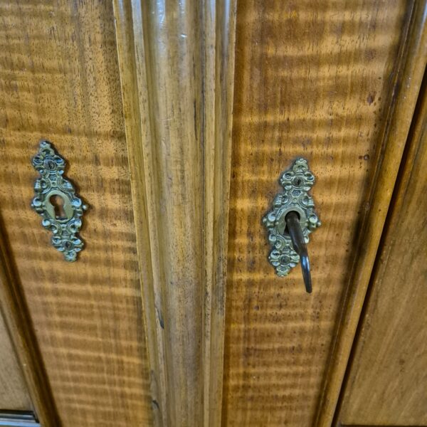 Kleiderschrank Schrank Gründerzeit 1880 Nussbaum – Bild 6