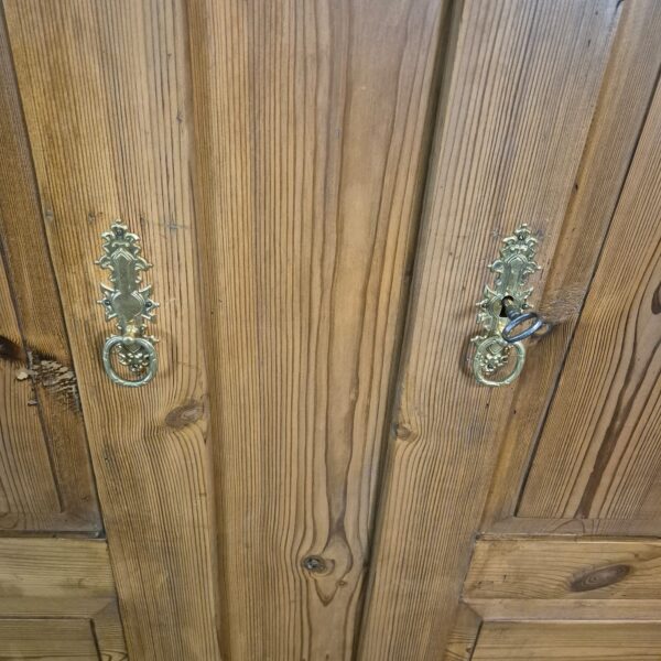 Schrank Kleiderschrank Biedermeier 1850 Kiefer – Bild 8
