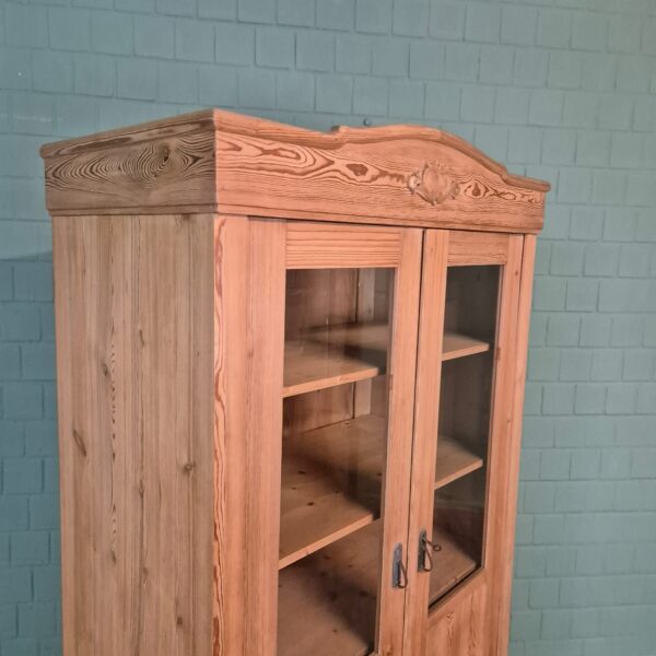 Vitrine Geschirrschrank Jugendstil 1900 Kiefer – Bild 4
