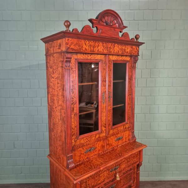Vitrine Aufsatzschrank Gründerzeit 1880 Birke – Bild 6
