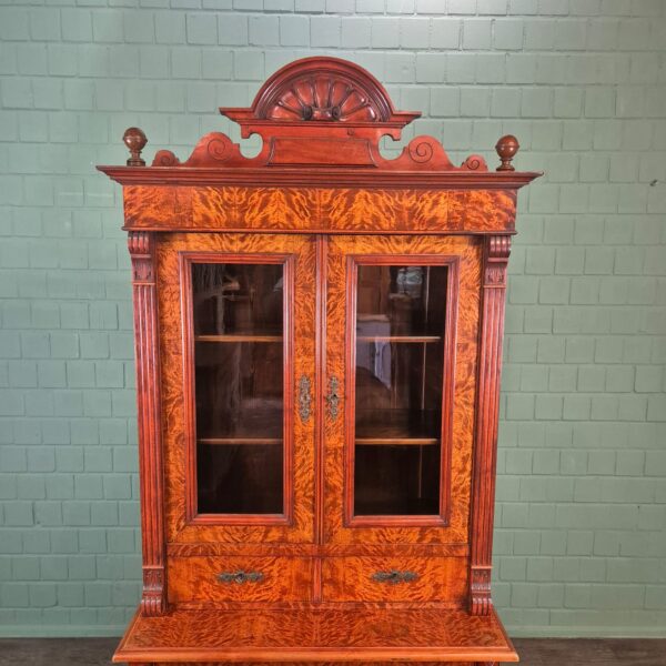 Vitrine Aufsatzschrank Gründerzeit 1880 Birke – Bild 4
