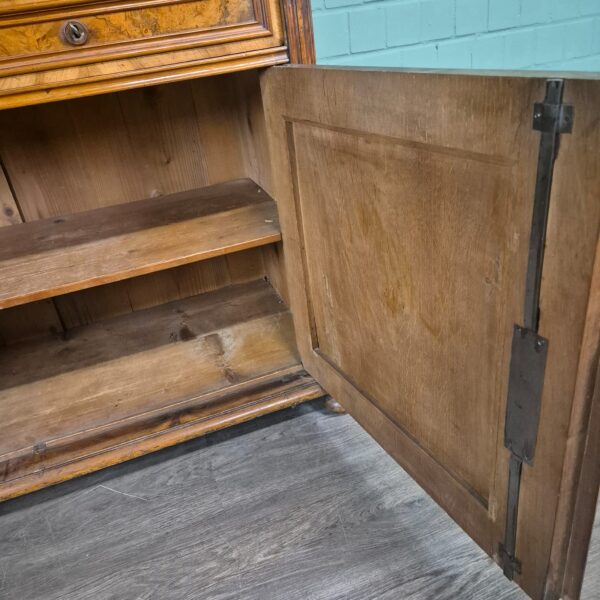 Buffetschrank Schrank Gründerzeit 1880 Nussbaum – Bild 15