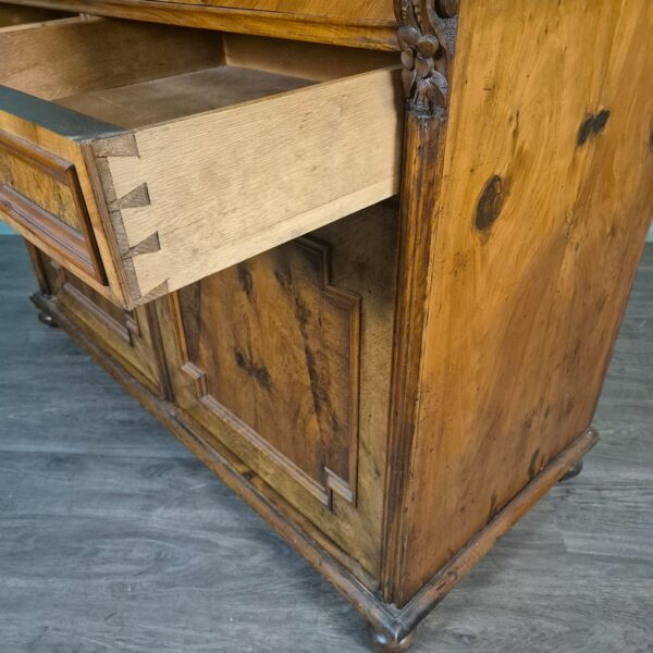 Buffetschrank Schrank Gründerzeit 1880 Nussbaum – Bild 14