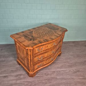 Braunschweiger Barockkommode Barock 1755 Nussbaum