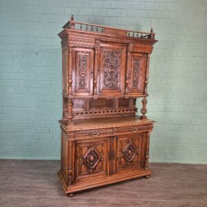 Buffetschrank Schrank Gründerzeit 1880 Nussbaum