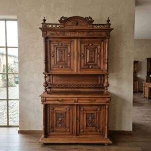 Buffetschrank Schrank Gründerzeit 1880 Nussbaum