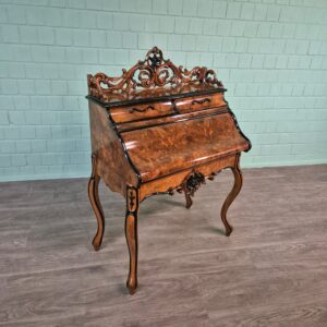 Sekretär Historismus 1860 Nussbaum