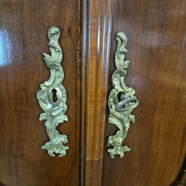 Geschirrschrank holländischer Kabinettschrank Barock 1780 Mahagoni – Bild 9