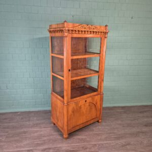 Vitrine Geschirrschrank Biedermeier 1820 Kirschbaum