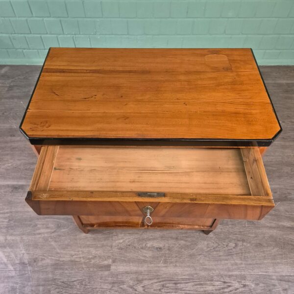 Anrichte Halbschrank Biedermeier 1825 Kirschbaum – Bild 8