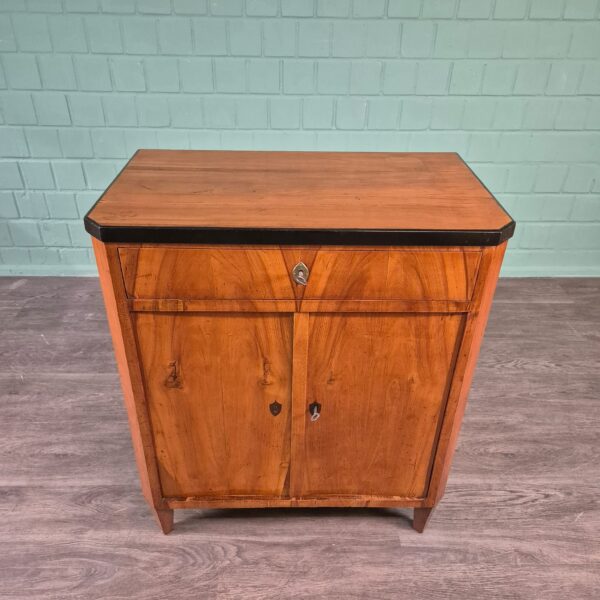 Anrichte Halbschrank Biedermeier 1825 Kirschbaum – Bild 3