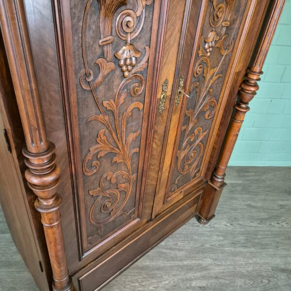 Kleiderschrank Schrank Gründerzeit 1880 Nussbaum – Bild 8
