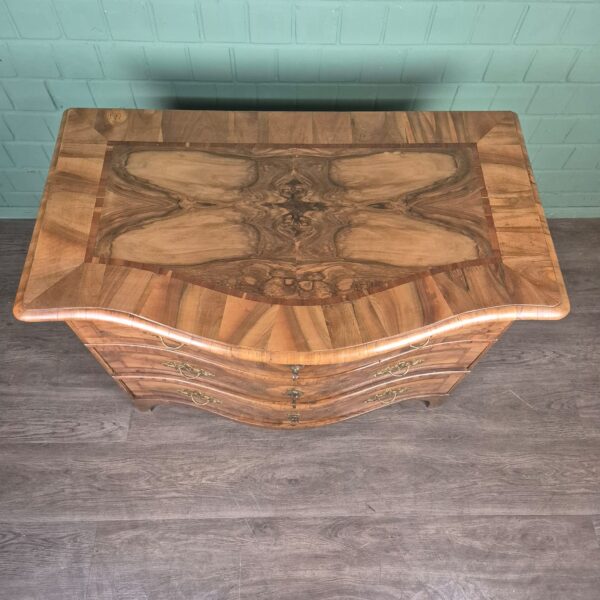 Barockkommode Kommode Barock 1780 Nussbaum – Bild 7