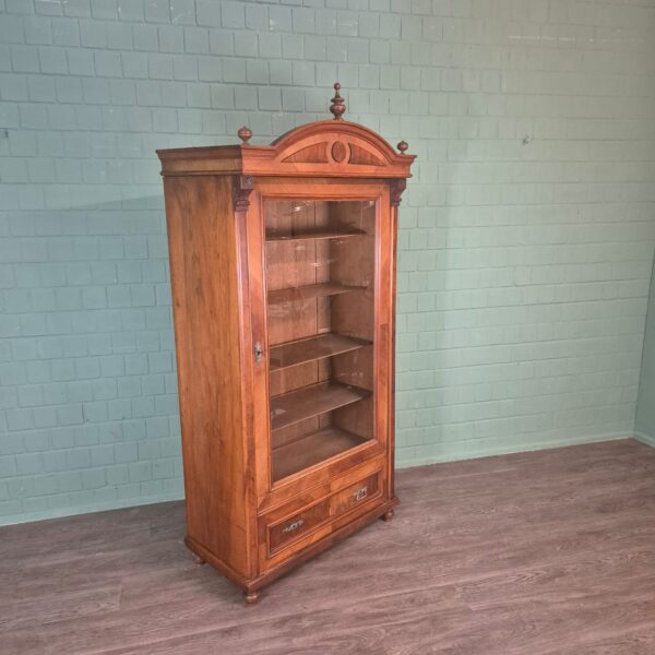 Vitrine Geschirrschrank Jugendstil 1900 Nussbaum