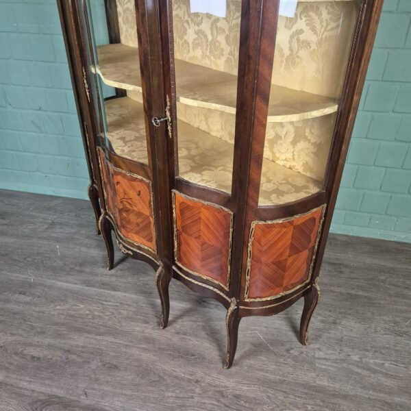 Vitrine Geschirrschrank Neubarock 1930 Mahagoni – Bild 6
