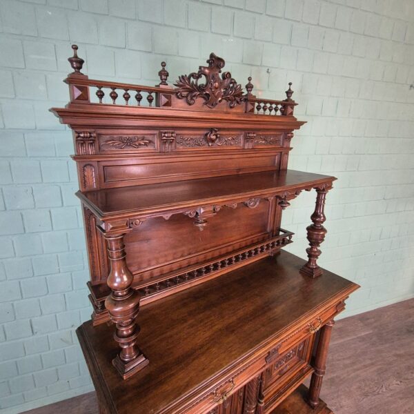 Kredenz Buffetschrank Gründerzeit 1880 Nussbaum – Bild 4