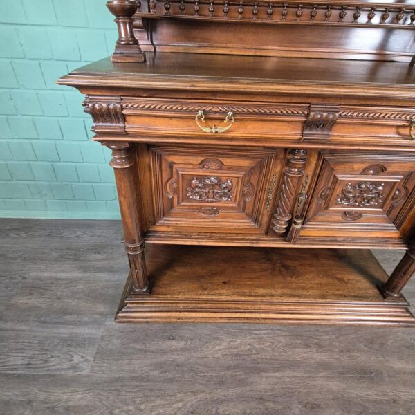 Kredenz Buffetschrank Gründerzeit 1880 Nussbaum – Bild 6