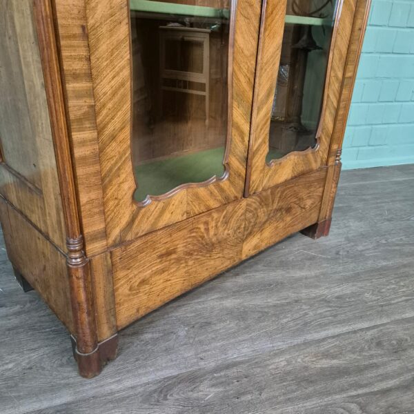 Vitrine Geschirrschrank Louis Philippe 1860 Mahagoni – Bild 7