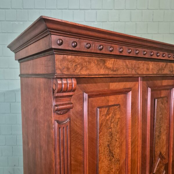 Kleiderschrank Schrank Gründerzeit 1880 Nussbaum – Bild 4