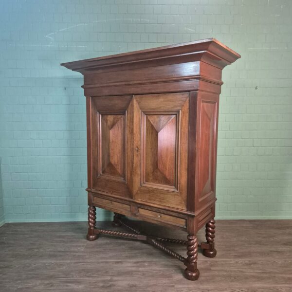 Kreuzbein Kabinettschrank Gründerzeit 1870 Nussbaum – Bild 5