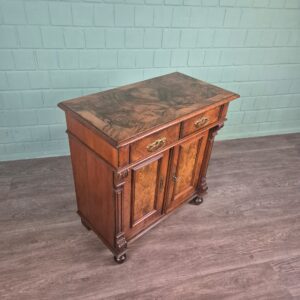 Anrichte Halbschrank Gründerzeit 1880 Nussbaum