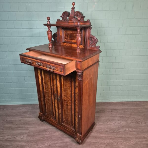 Vertiko mit Aufsatz Gründerzeit 1880 Nussbaum – Bild 14