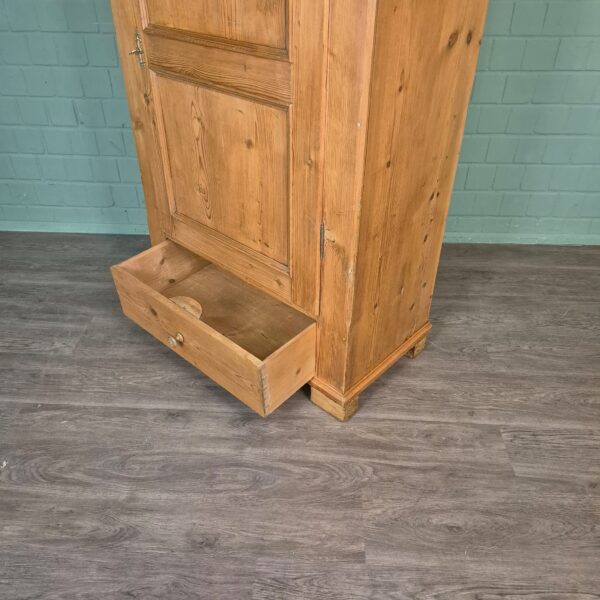 Schrank Kleiderschrank Biedermeier 1850 Kiefer – Bild 8