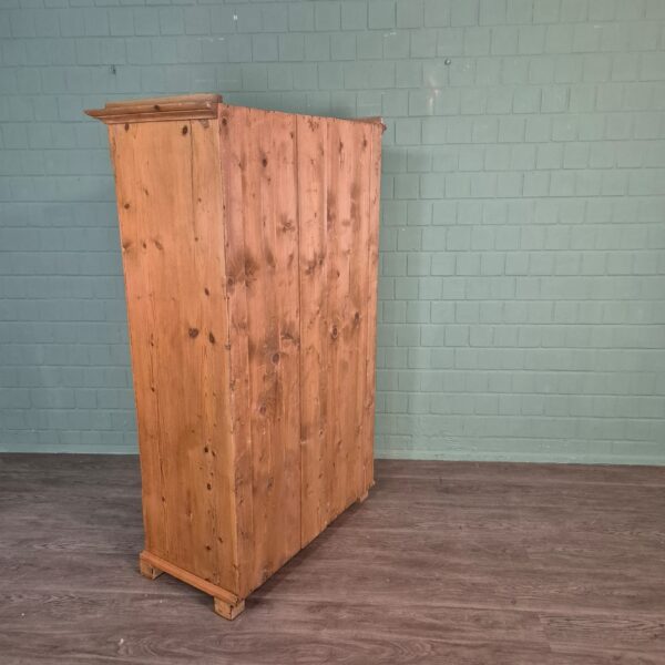 Schrank Kleiderschrank Biedermeier 1850 Kiefer – Bild 10
