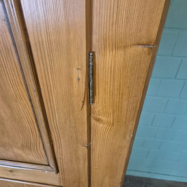 Schrank Kleiderschrank Biedermeier 1850 Kiefer – Bild 3