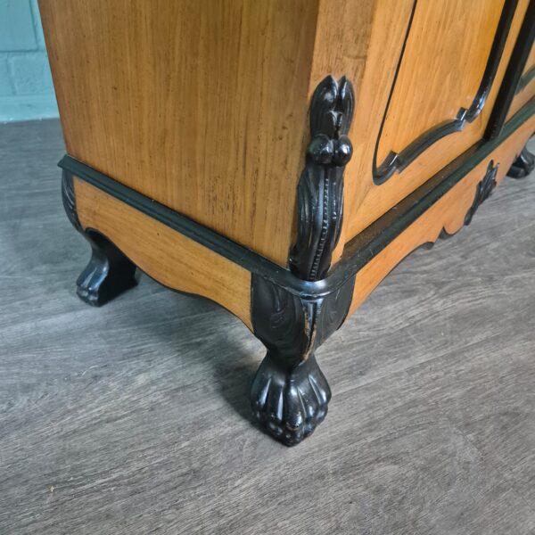 Vitrine Geschirrschrank Historismus 1860 Esche – Bild 6