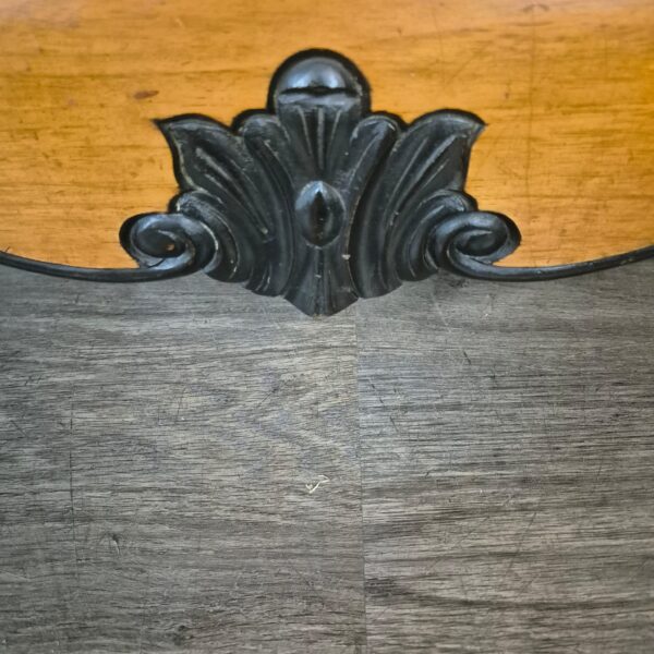Vitrine Geschirrschrank Historismus 1860 Esche – Bild 10