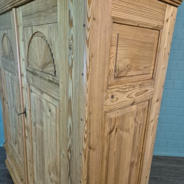 Sonnenschrank Kleiderschrank Biedermeier 1840 Kiefer – Bild 8