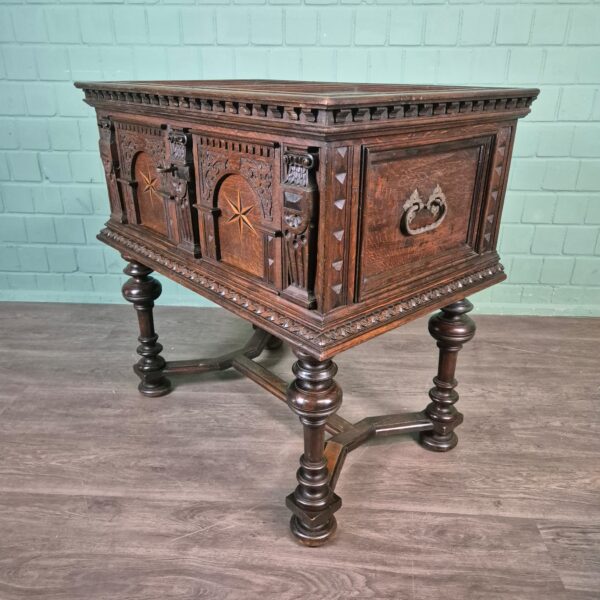 Truhe Stollentruhe Barock 1740 Eiche – Bild 7