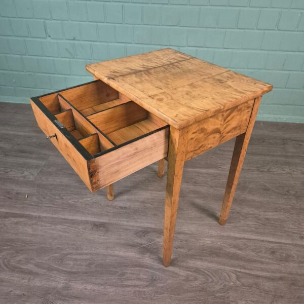 Nähtisch Biedermeier 1820 Birke – Bild 9