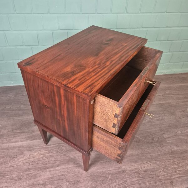 Kommode Biedermeier 1840 Mahagoni – Bild 10