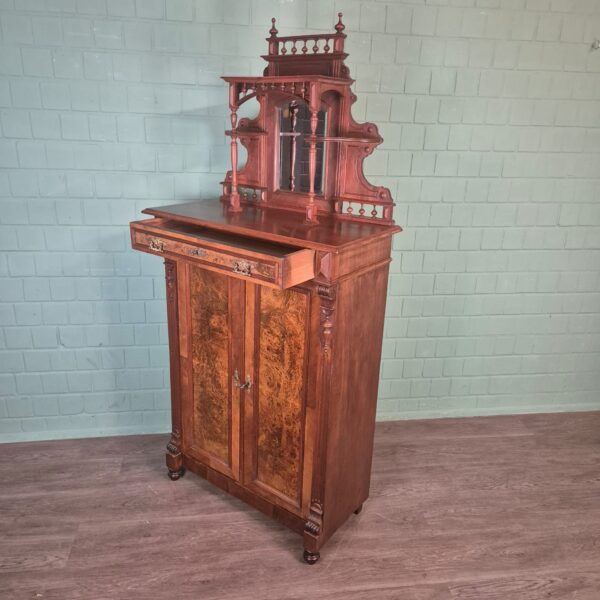 Vertiko mit Aufsatz Gründerzeit 1880 Nussbaum – Bild 9