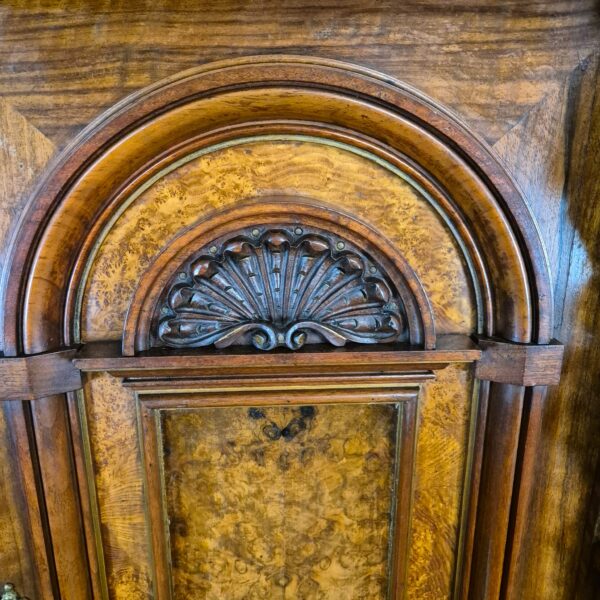 Tabernakelschrank Buffetschrank Gründerzeit 1880 Nussbaum – Bild 16
