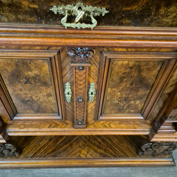 Tabernakelschrank Buffetschrank Gründerzeit 1880 Nussbaum – Bild 11