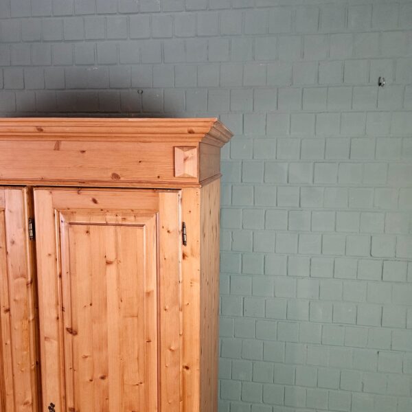Kleiderschrank Schrank 1,65 m Kiefer – Bild 10