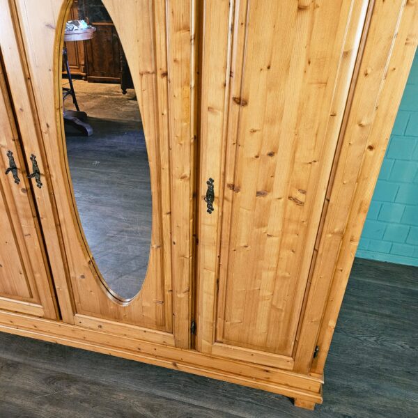 Kleiderschrank Schrank 1,65 m Kiefer – Bild 8