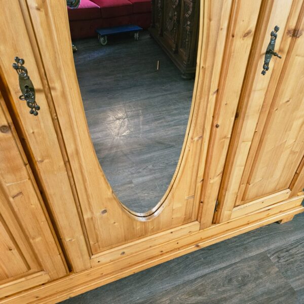 Kleiderschrank Schrank 1,65 m Kiefer – Bild 7